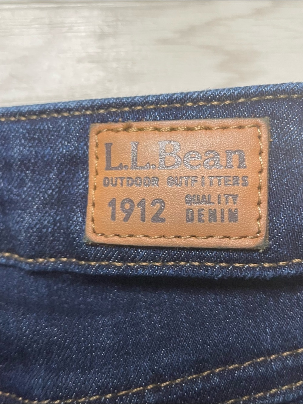 L.L. BeanDark Blue Women's Size 10 Petite Bean Flex Skinny Leg Jeans Like New - Picture 6 of 7